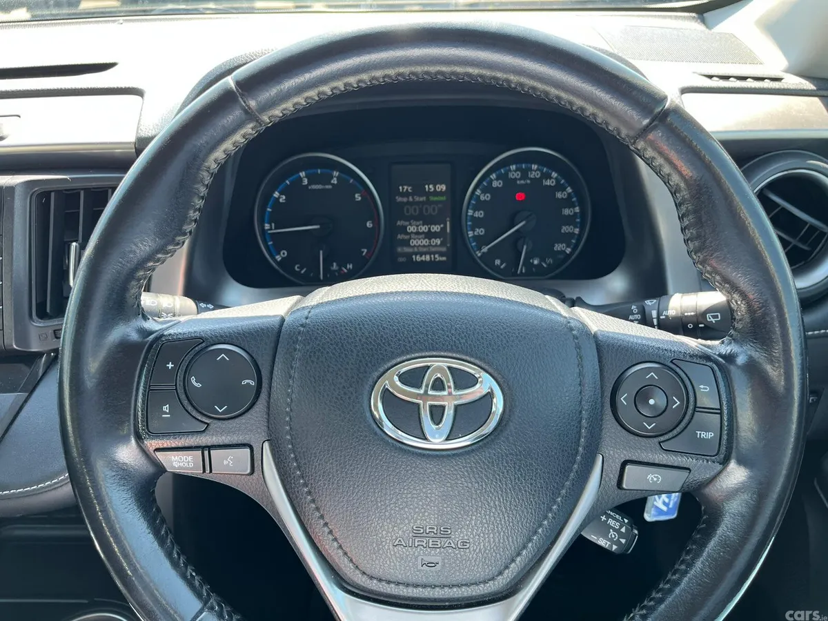 Toyota RAV4 SUV, Diesel, 2016, White