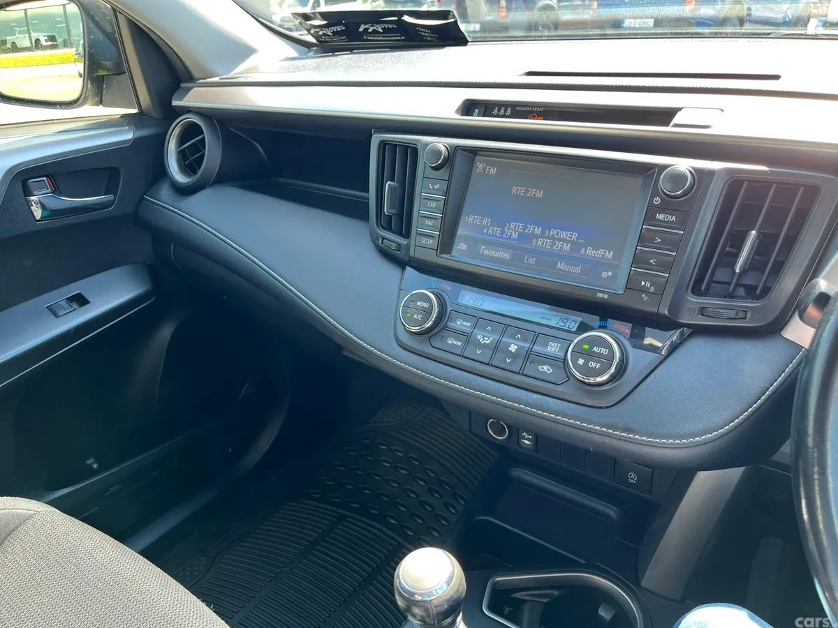 Toyota RAV4 SUV, Diesel, 2016, White