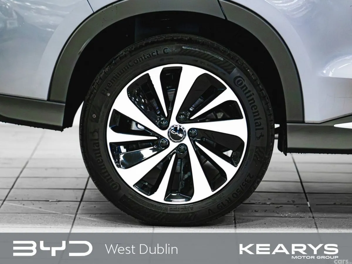 BYD SEAL U Hatchback, Petrol Plug-in Hybrid, 2026, Grey