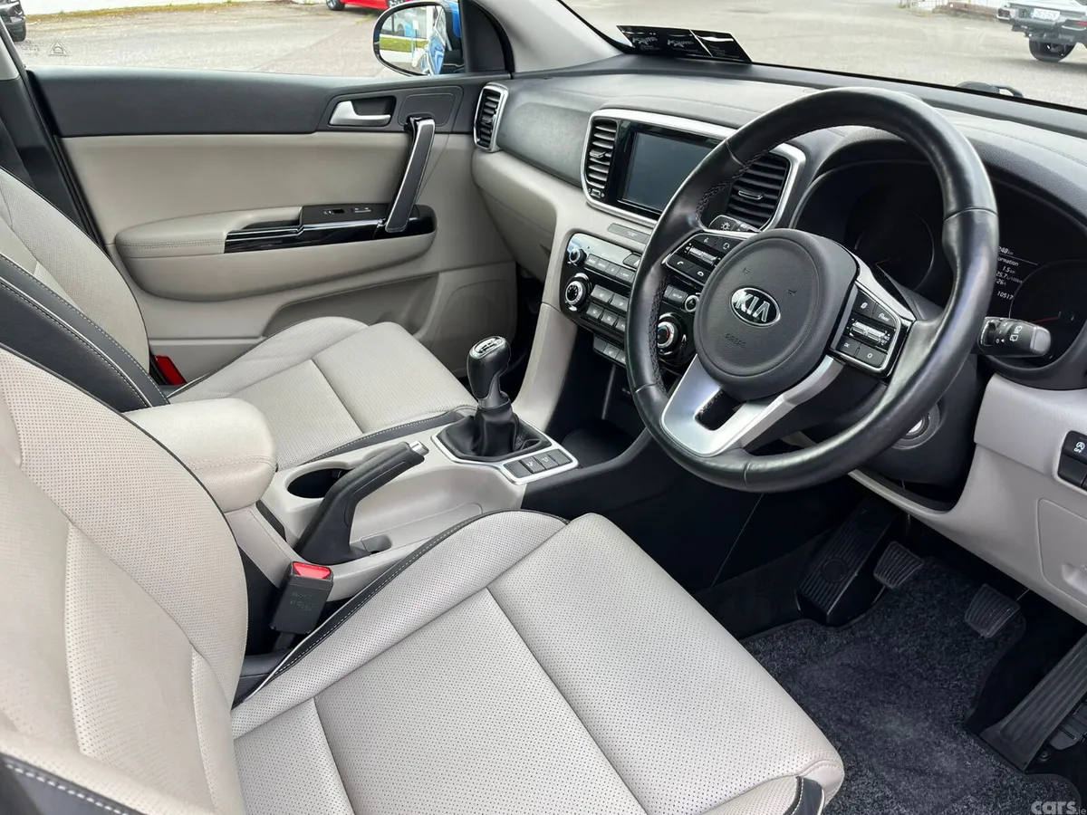 Kia Sportage SUV, Diesel, 2020, Blue