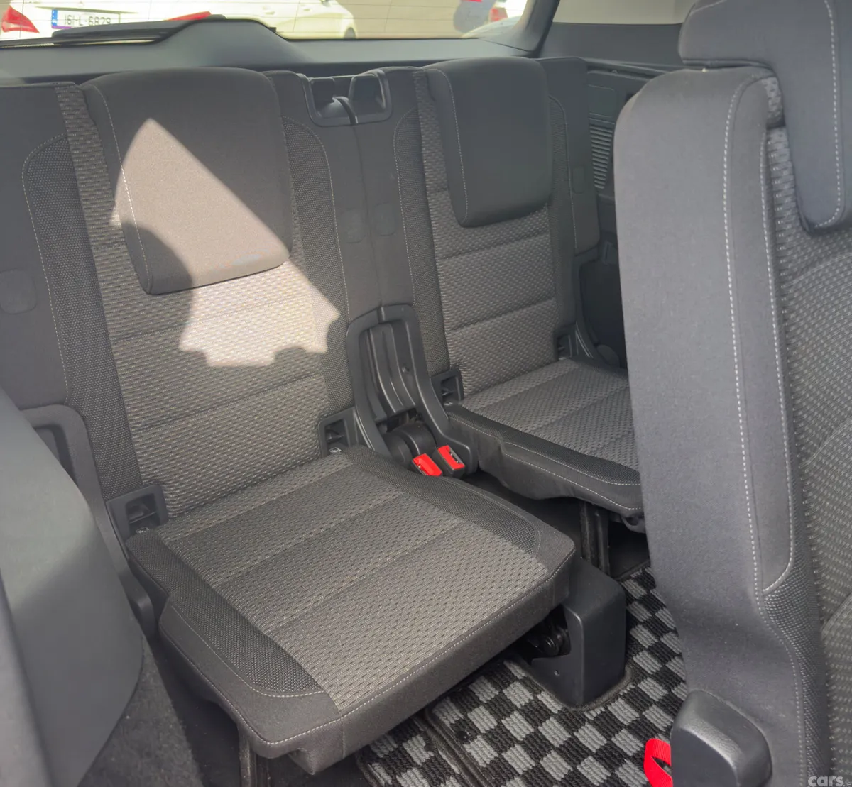 Volkswagen Touran SUV, Petrol, 2017, Blue