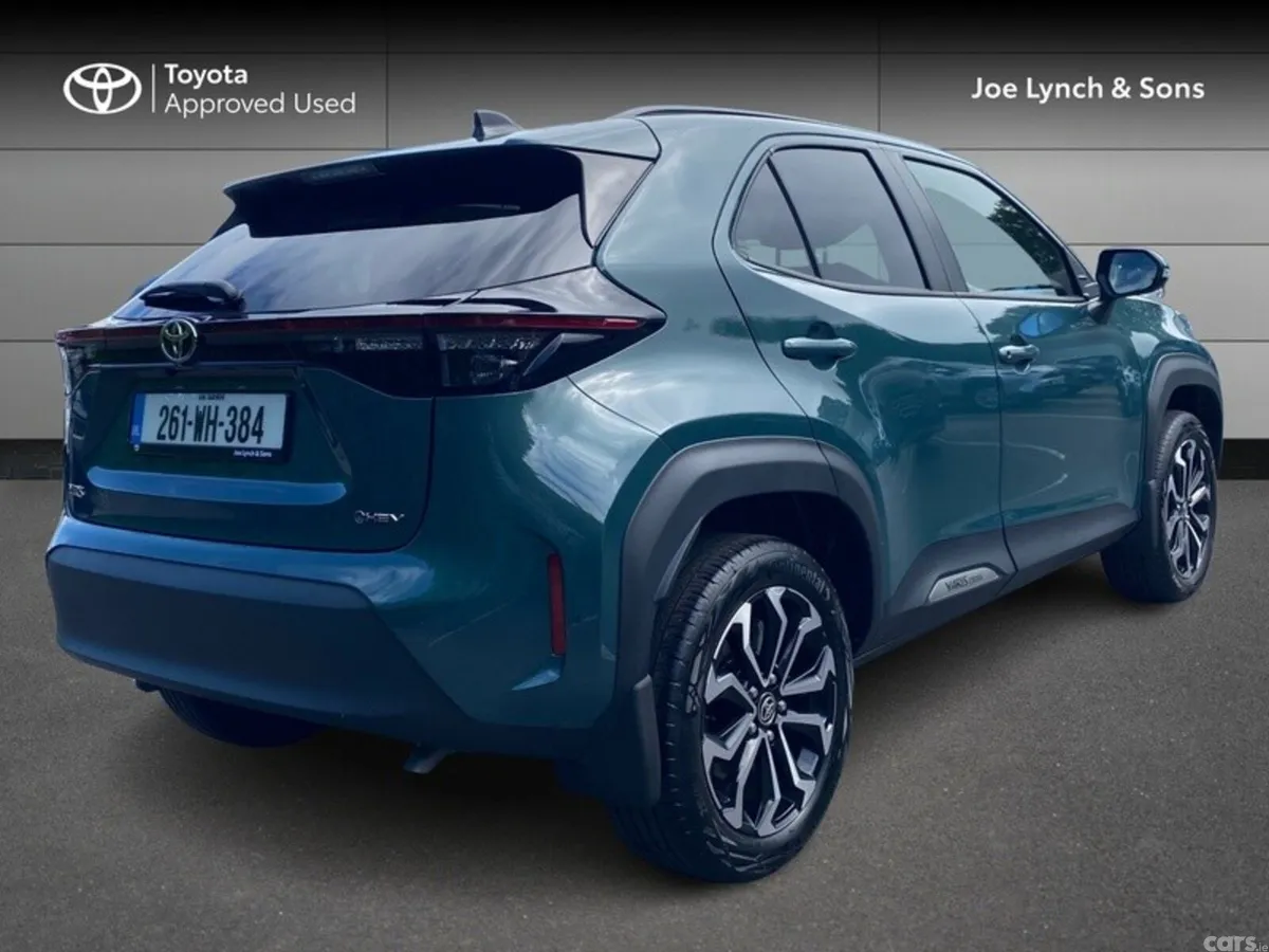 Toyota Yaris Cross SUV, Petrol Hybrid, 2026, Green