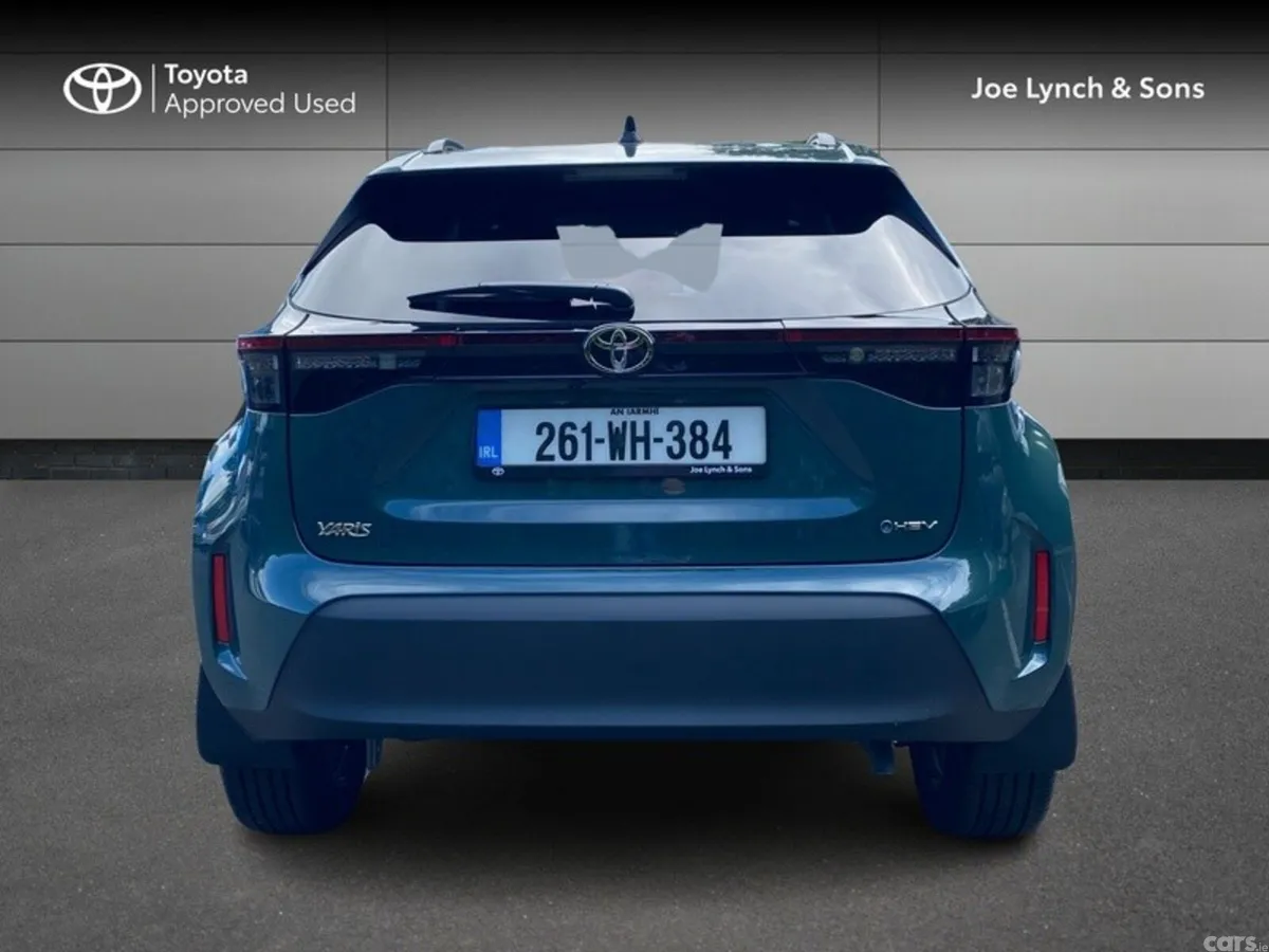 Toyota Yaris Cross SUV, Petrol Hybrid, 2026, Green