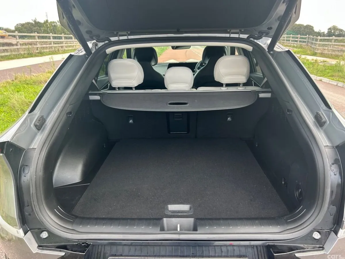 Kia EV6 Hatchback, Electric, 2023, Grey