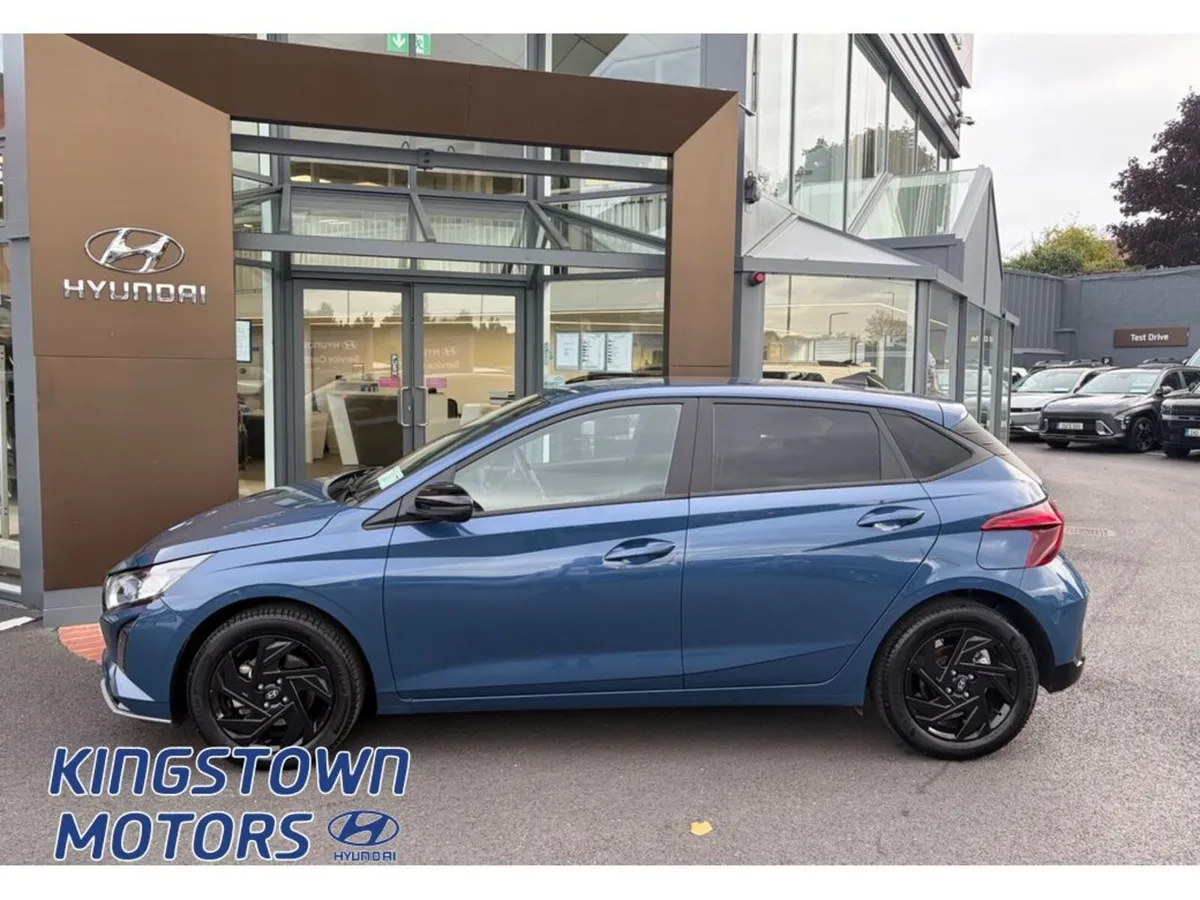 Hyundai i20 Hatchback, Petrol, 2026, Blue