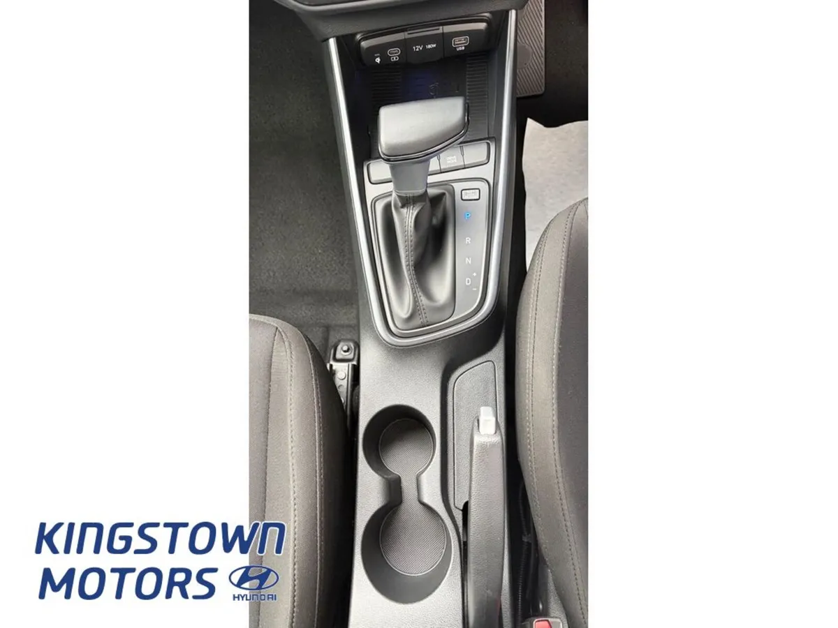 Hyundai i20 Hatchback, Petrol, 2026, Blue