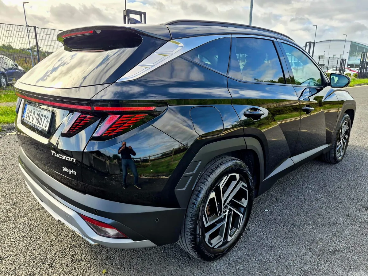 Hyundai Tucson SUV, Petrol Plug-in Hybrid, 2024, Black