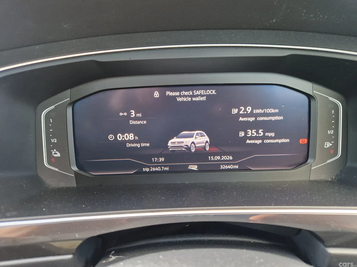Volkswagen Tiguan SUV, Petrol Hybrid, 2023, Black