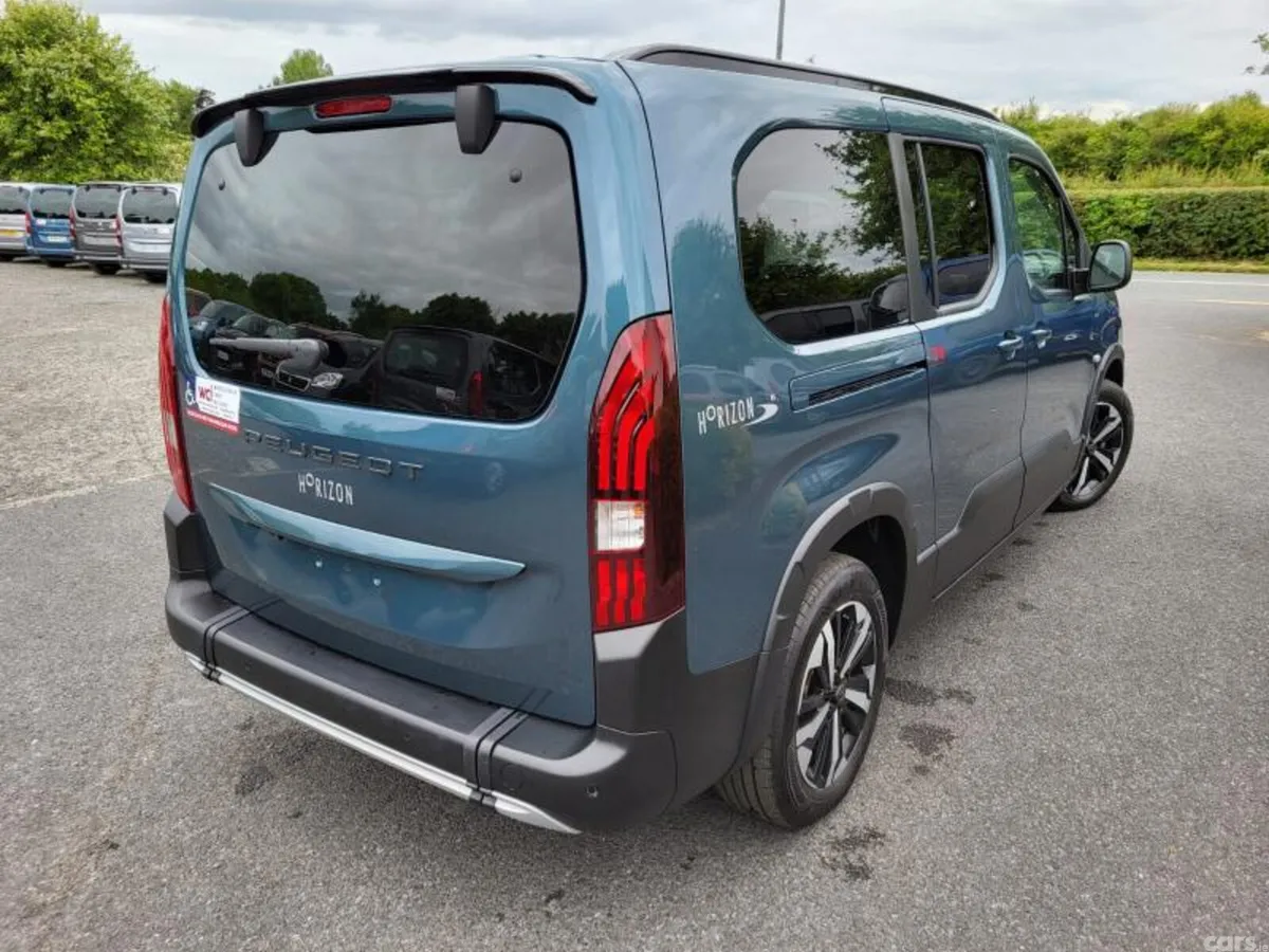 Peugeot Rifter MPV, Diesel, 2026, Blue
