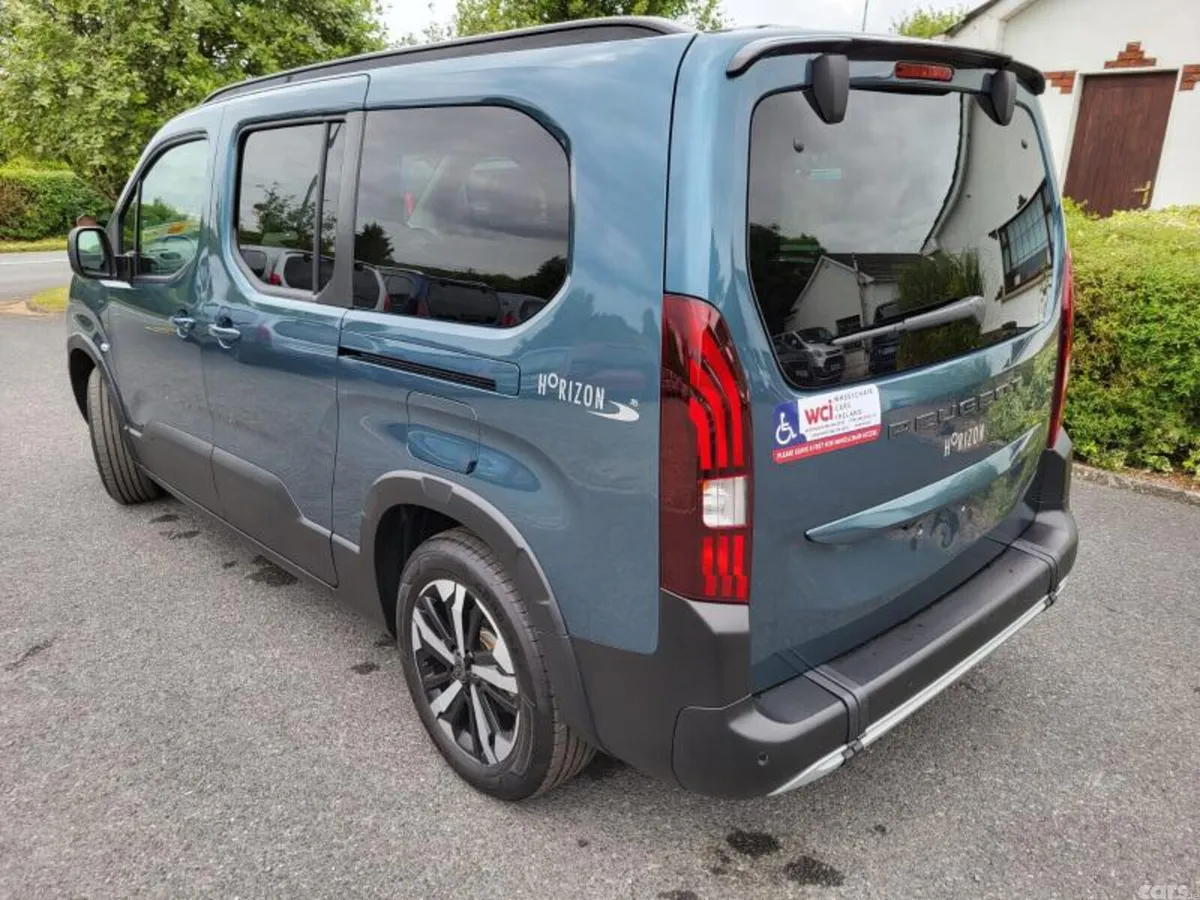 Peugeot Rifter MPV, Diesel, 2026, Blue