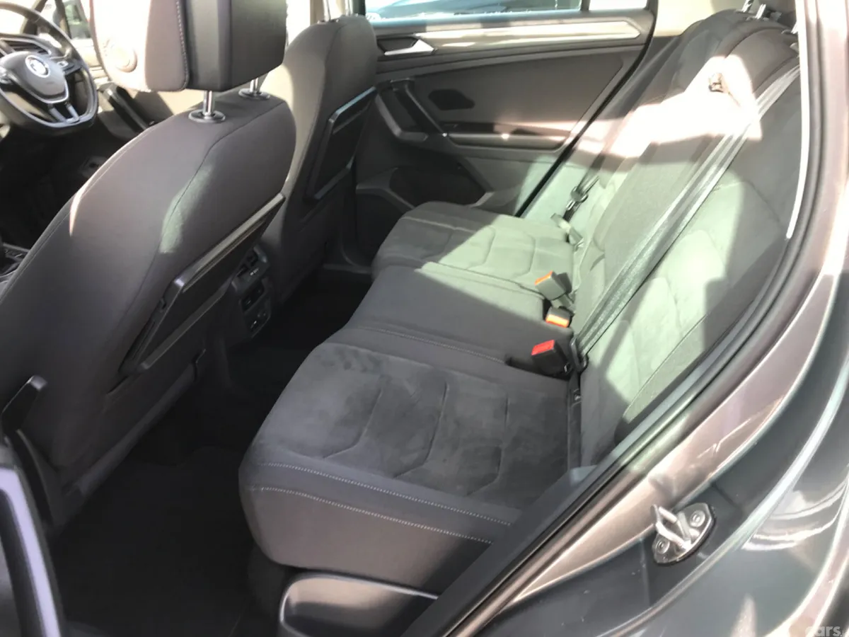 Volkswagen Tiguan SUV, Diesel, 2018, Grey