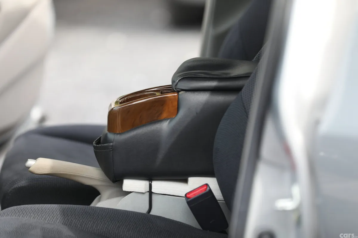 Honda Insight Saloon, Petrol Hybrid, 2010, Silver