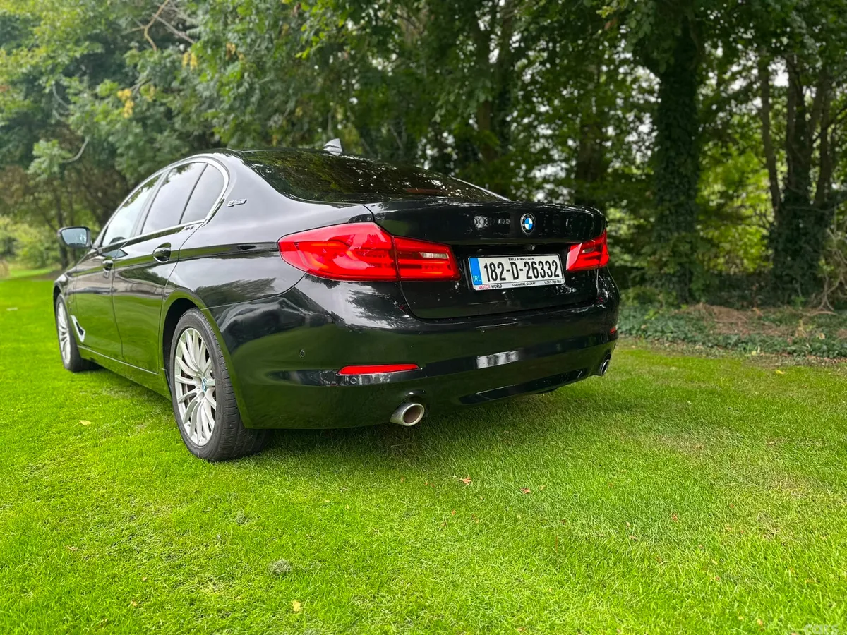 BMW 5-Series Saloon, Petrol Plug-in Hybrid, 2018, Black