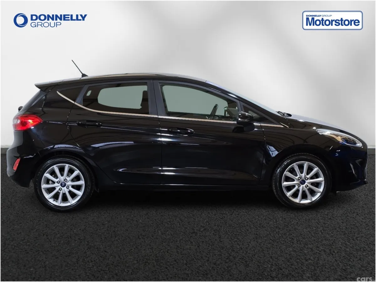 Ford Fiesta Hatchback, Petrol, 2018, Black