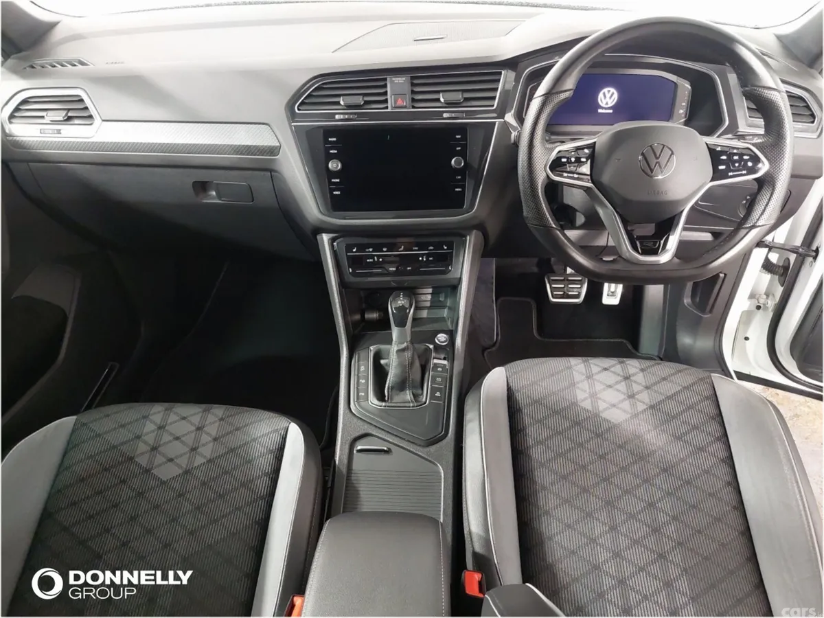 Volkswagen Tiguan Estate, Petrol, 2023, White