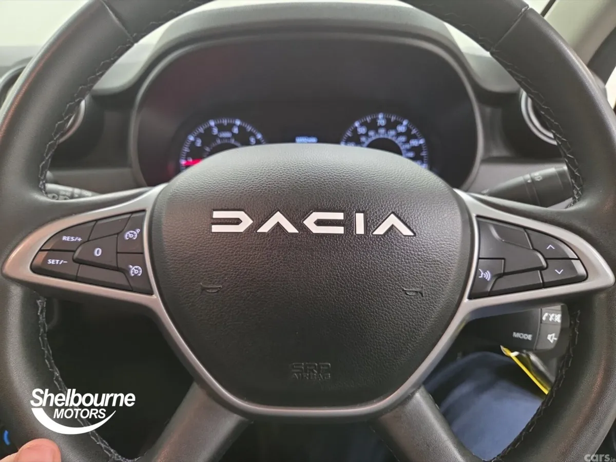 Dacia Duster Estate, Petrol, 2023, Grey
