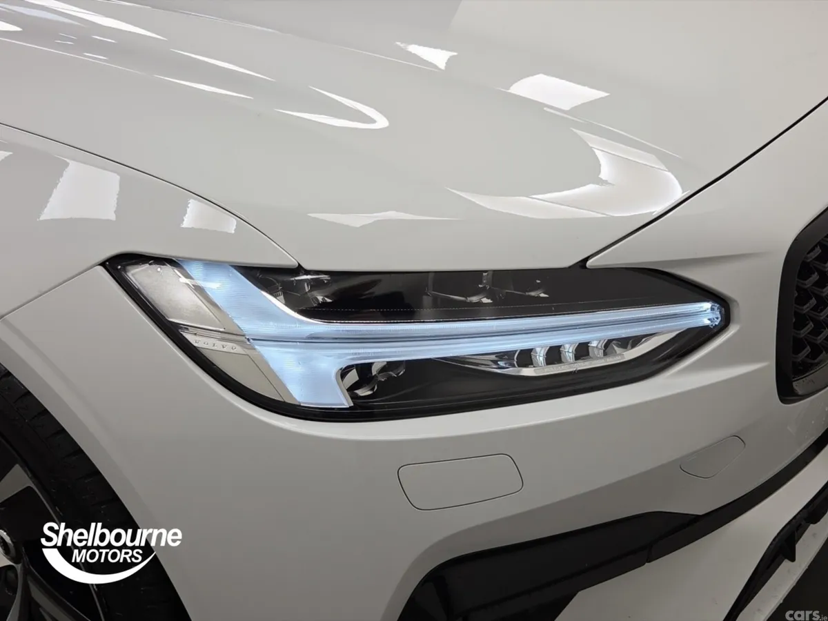 Volvo S90 Saloon, Petrol Hybrid, 2021, White