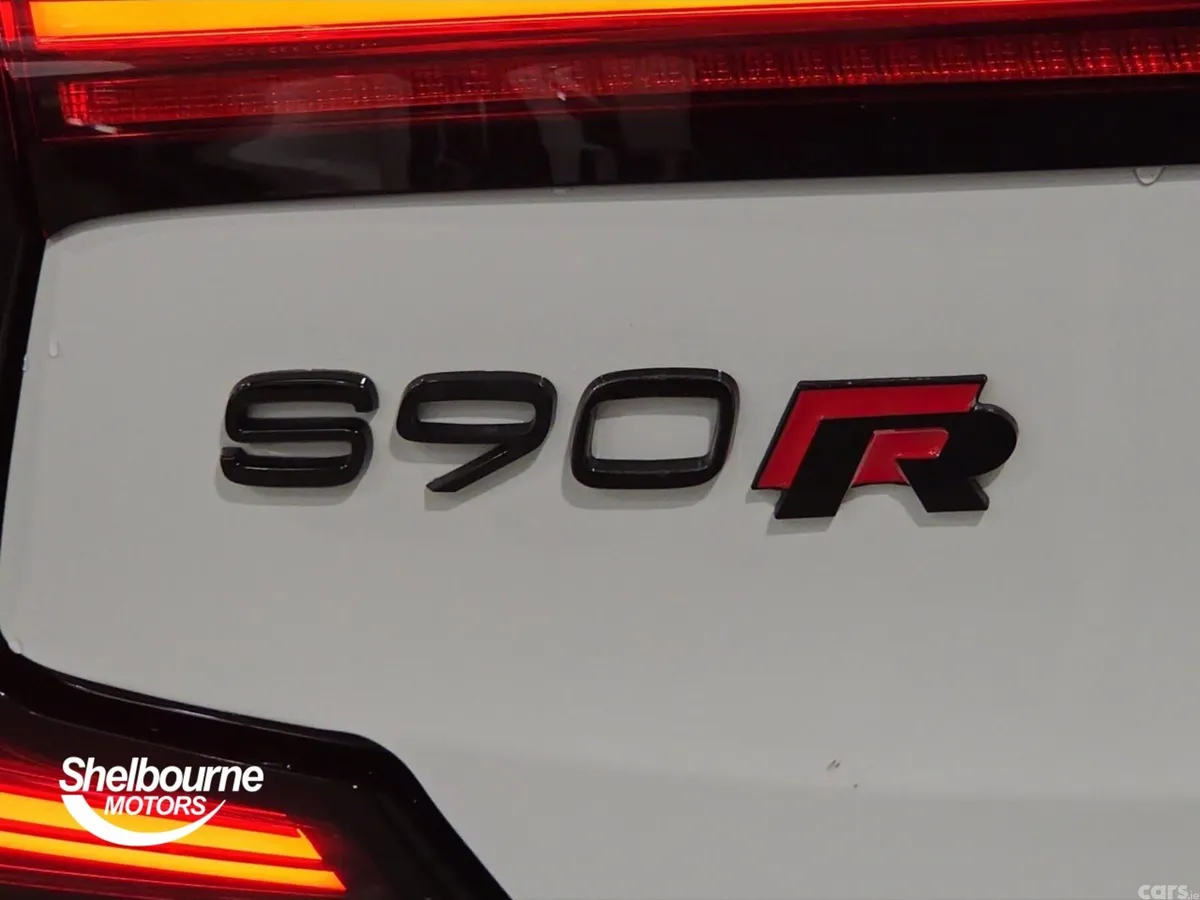 Volvo S90 Saloon, Petrol Hybrid, 2021, White