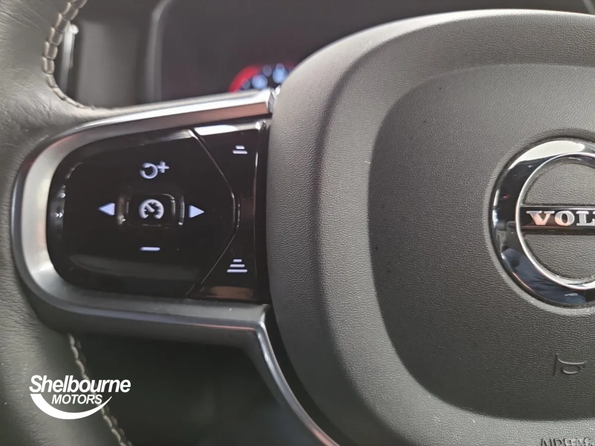 Volvo S90 Saloon, Petrol Hybrid, 2021, White