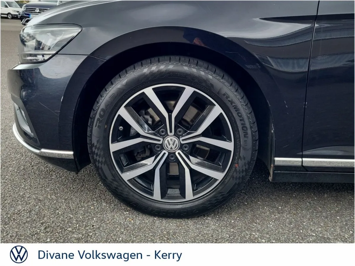 Volkswagen Passat Saloon, Diesel, 2020, Black