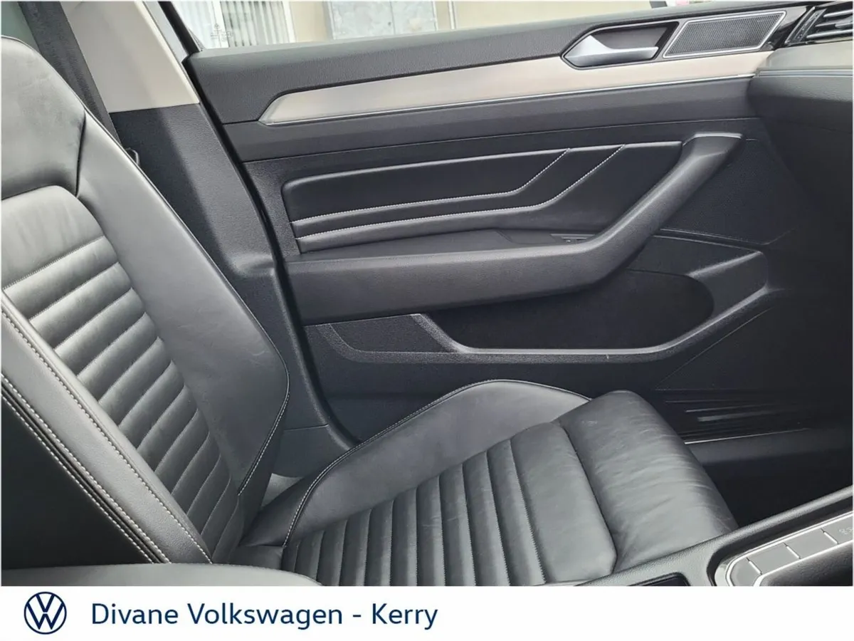 Volkswagen Passat Saloon, Diesel, 2020, Black