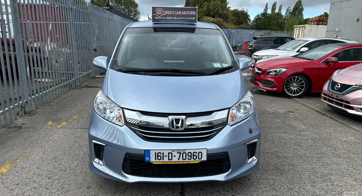 Honda Freed MPV, Petrol Hybrid, 2016, Blue