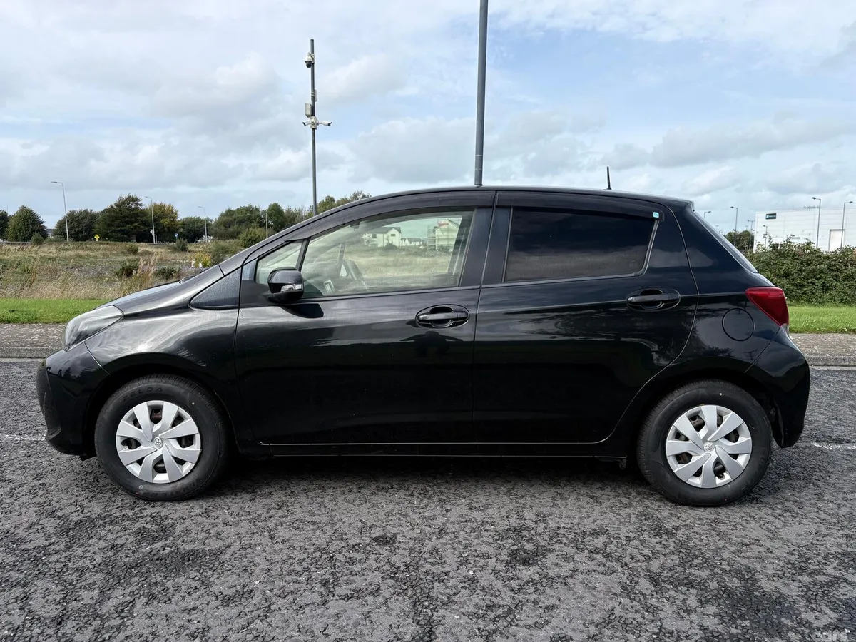 Toyota Vitz Hatchback, Petrol, 2015, Black