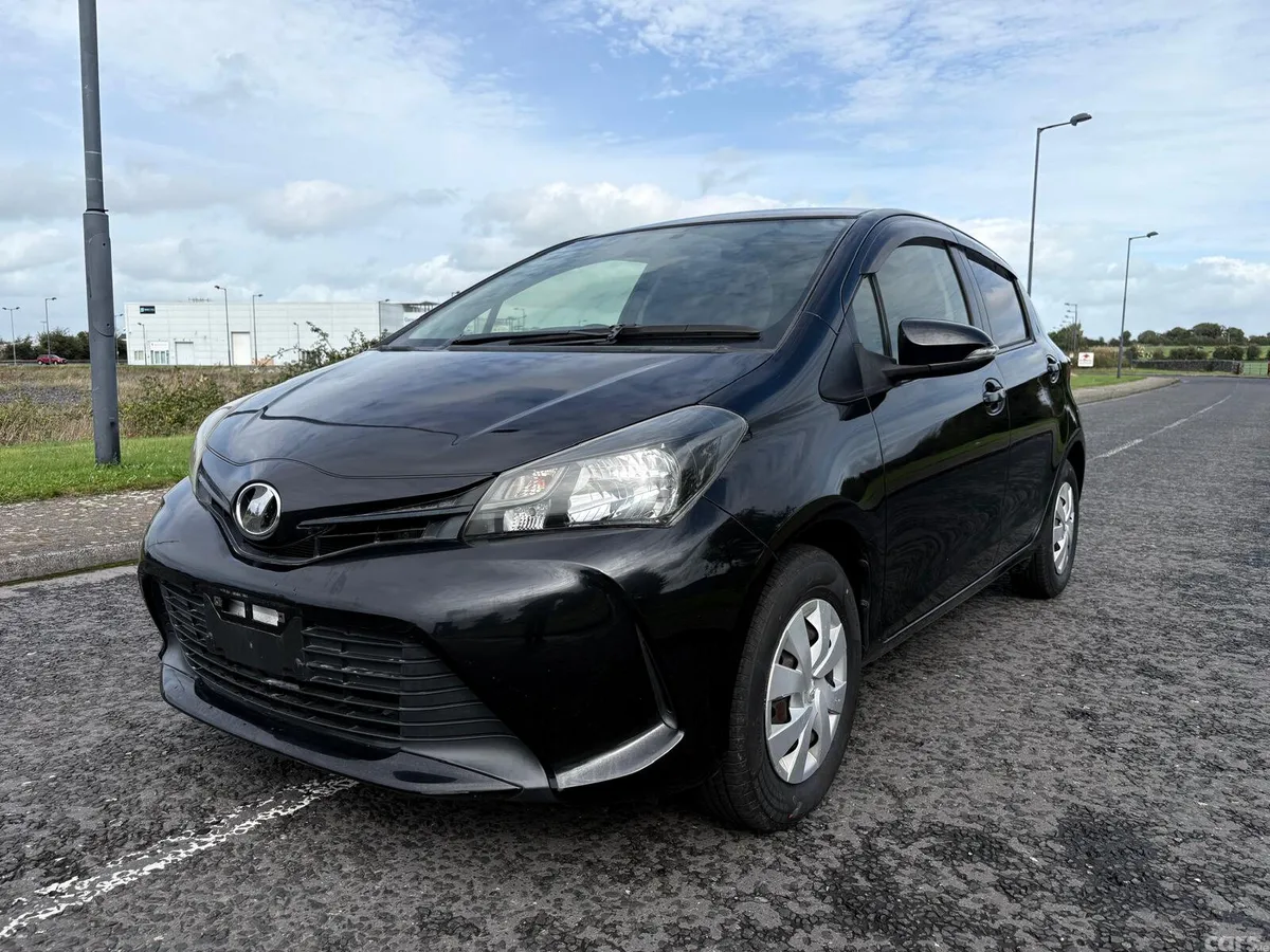 Toyota Vitz Hatchback, Petrol, 2015, Black
