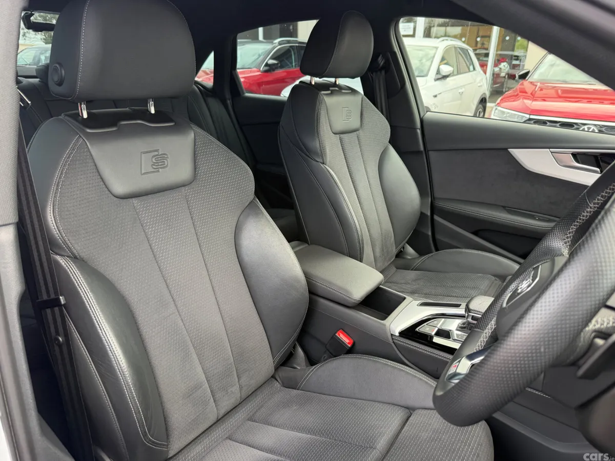 Audi A4 Saloon, Diesel, 2022, White