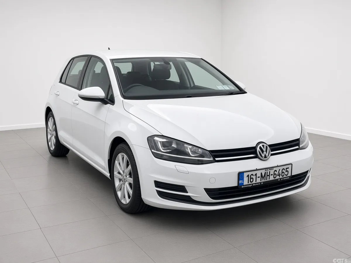 Volkswagen Golf Hatchback, Petrol, 2016, White