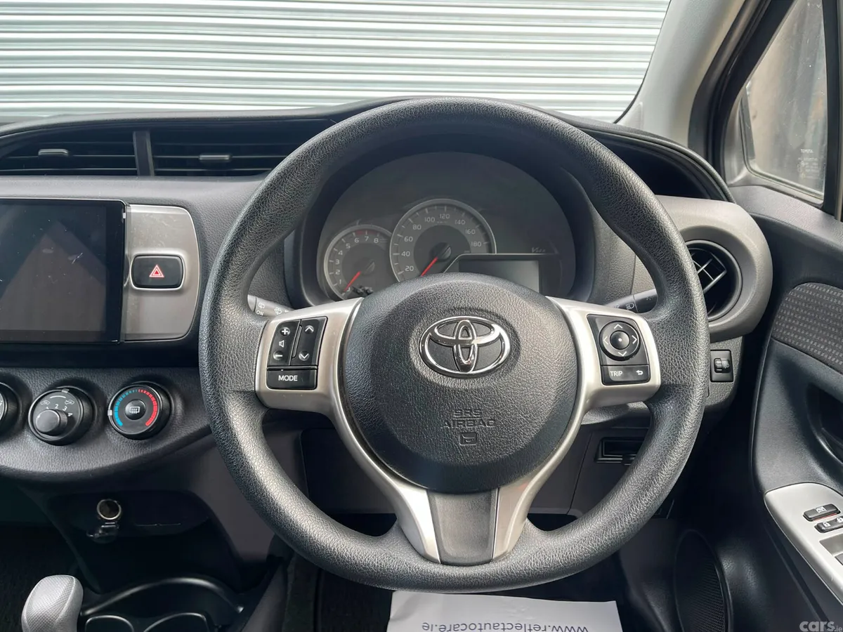 Toyota Vitz Hatchback, Petrol, 2015, Brown