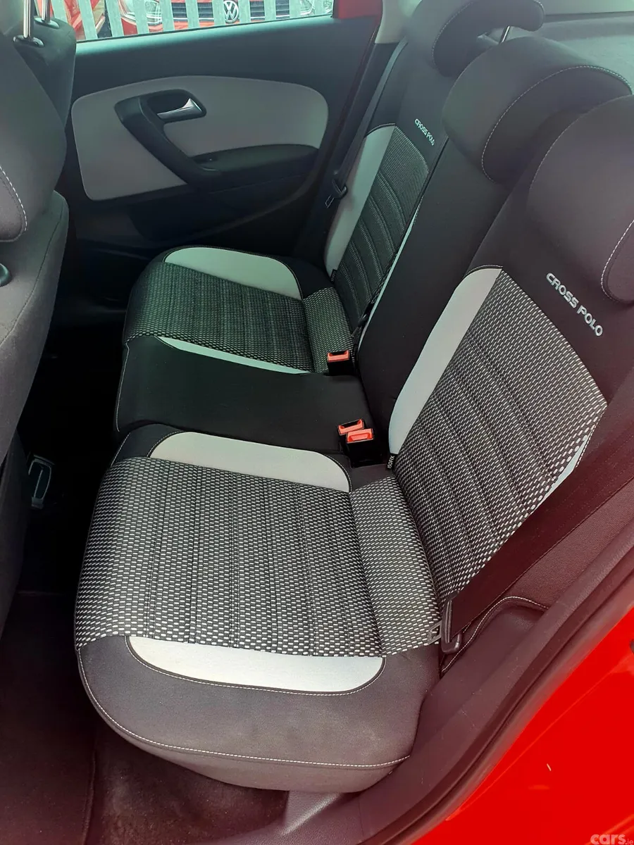 Volkswagen Polo Hatchback, Diesel, 2014, Red