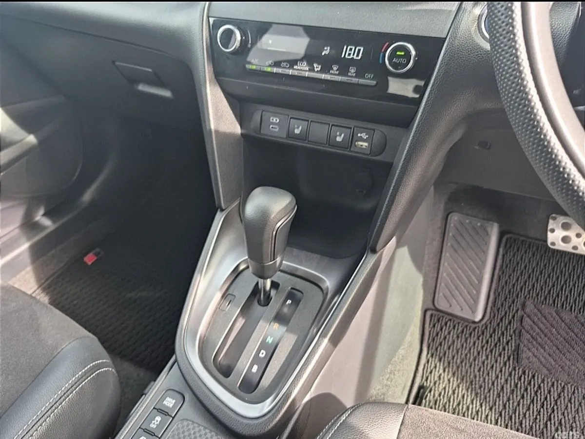Toyota Yaris Cross SUV, Petrol Hybrid, 2023, Black