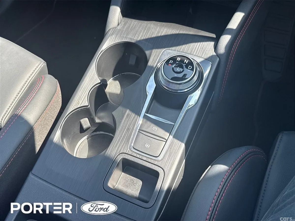 Ford Kuga SUV, Petrol Plug-in Hybrid, 2025, White