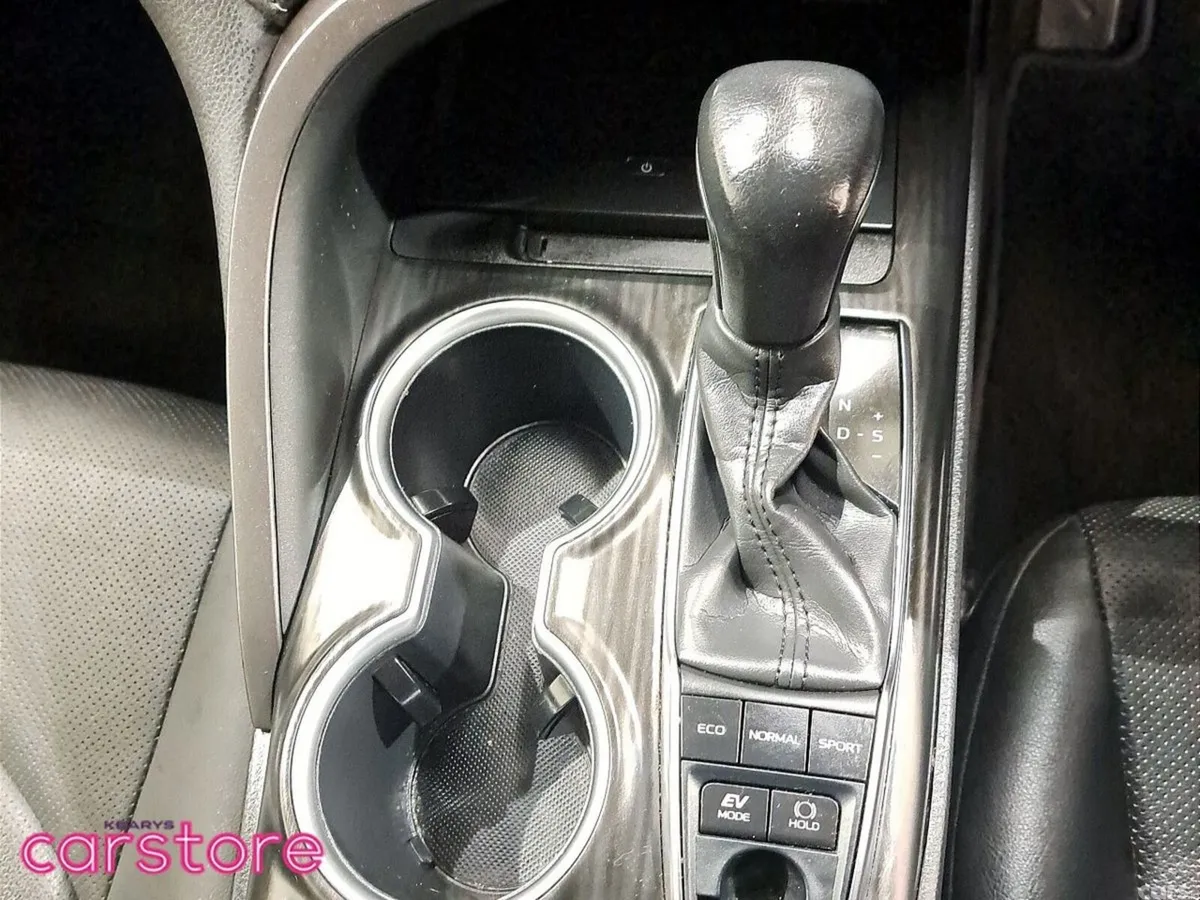 Toyota Camry Saloon, Petrol Hybrid, 2024, Grey