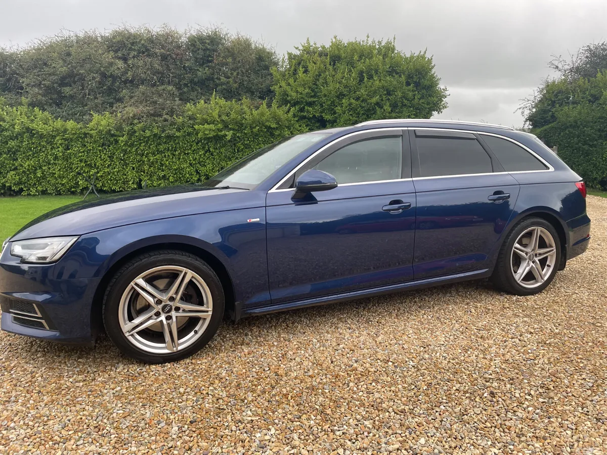 Audi A4 Estate, Diesel, 2017, Blue
