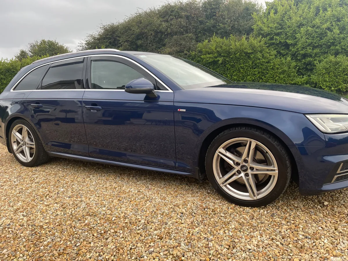 Audi A4 Estate, Diesel, 2017, Blue