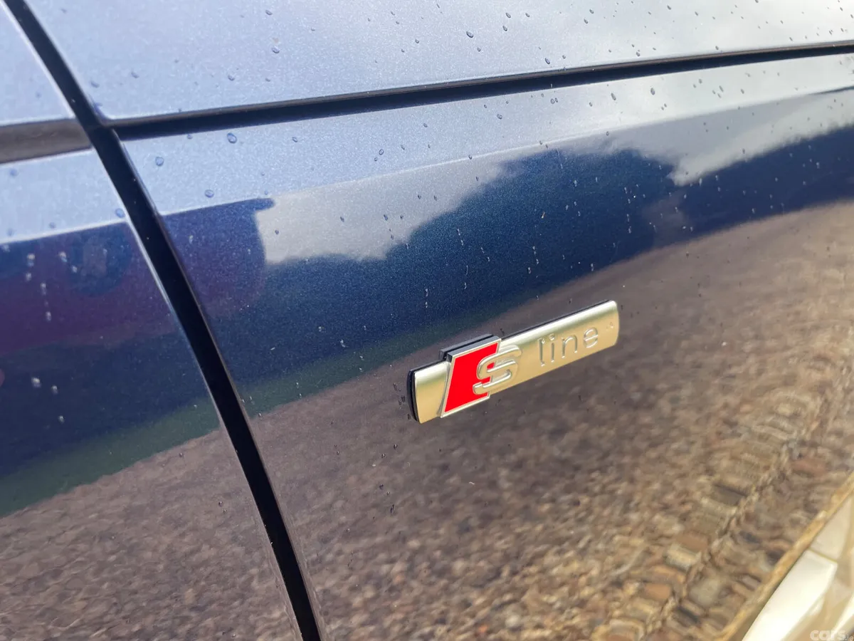Audi A4 Estate, Diesel, 2017, Blue