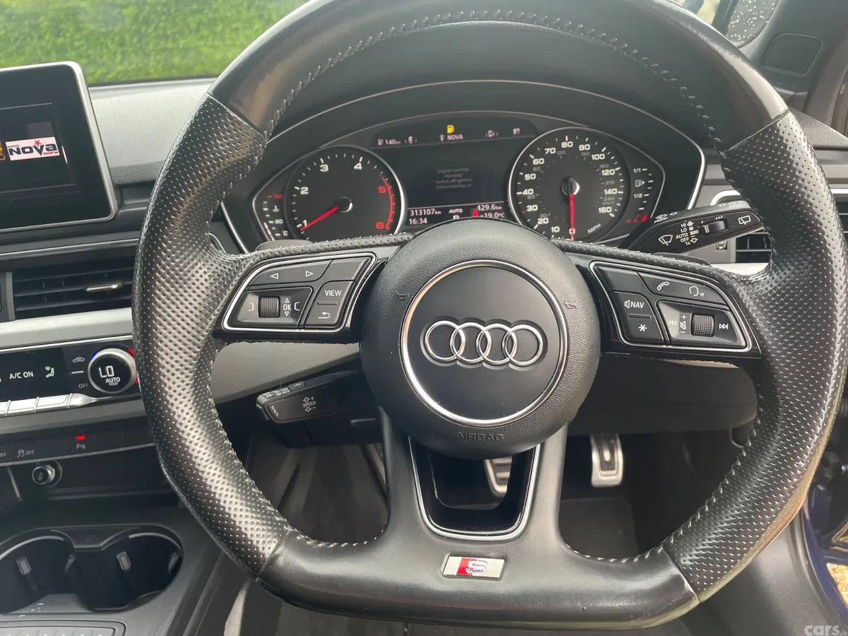 Audi A4 Estate, Diesel, 2017, Blue