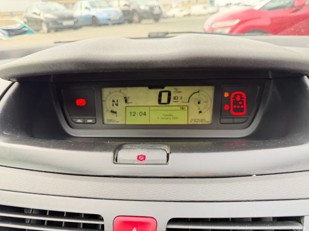 Citroen Grand C4 Picasso Hatchback, Diesel, 2010, Grey