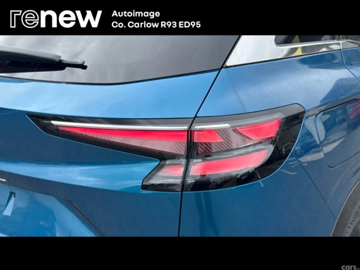 Renault Austral SUV, Petrol Hybrid, 2027, Blue