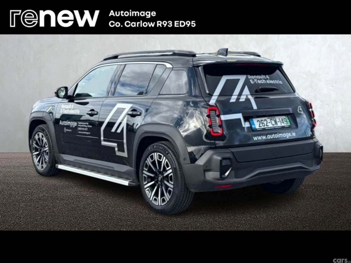 Renault 4 Hatchback, Electric, 2026, Black
