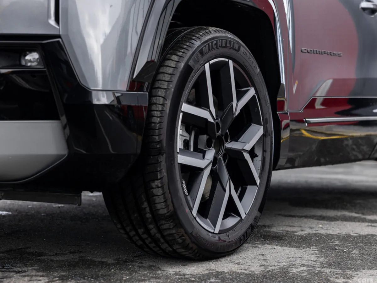 Jeep Compass SUV, Petrol Plug-in Hybrid, 2026, Silver