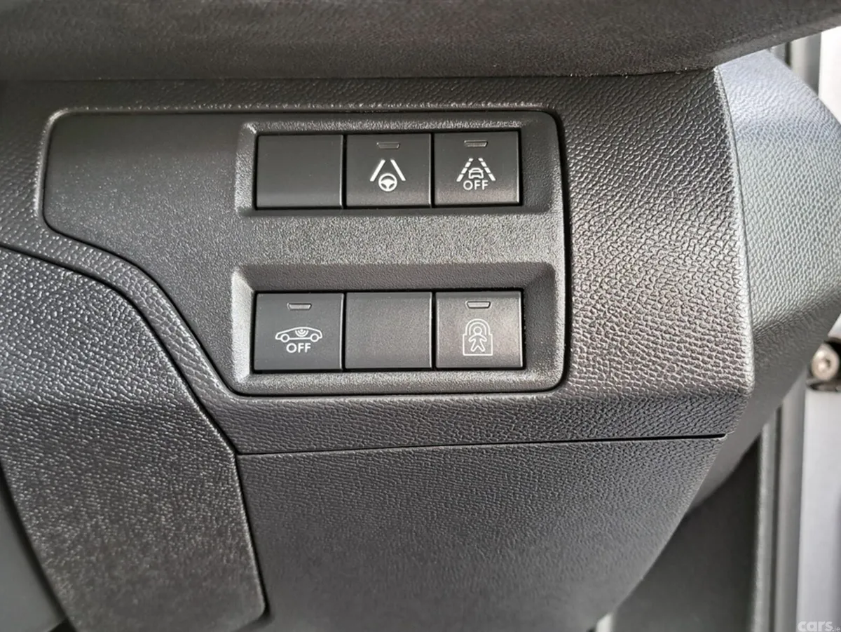Peugeot 3008 SUV, Diesel, 2023, Grey