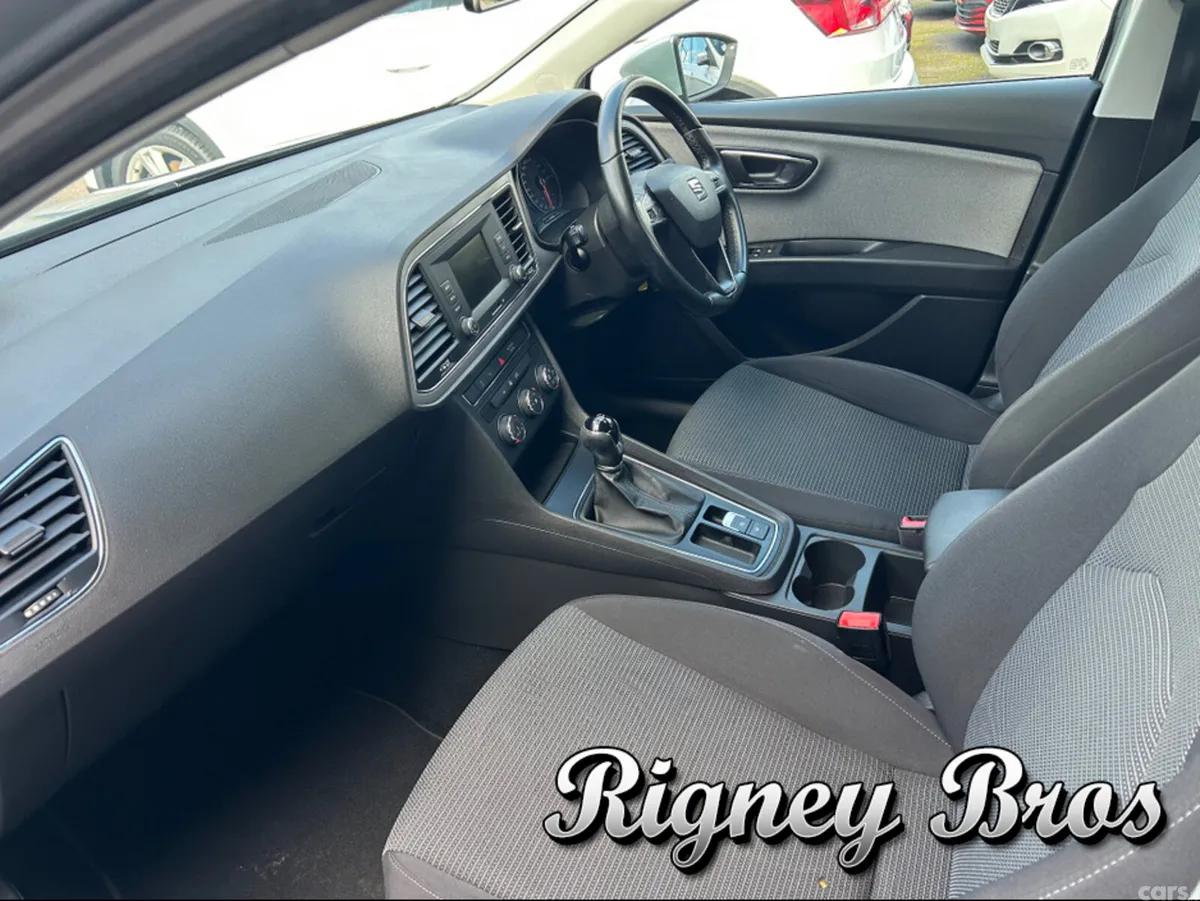 SEAT Leon Hatchback, Diesel, 2017, Grey