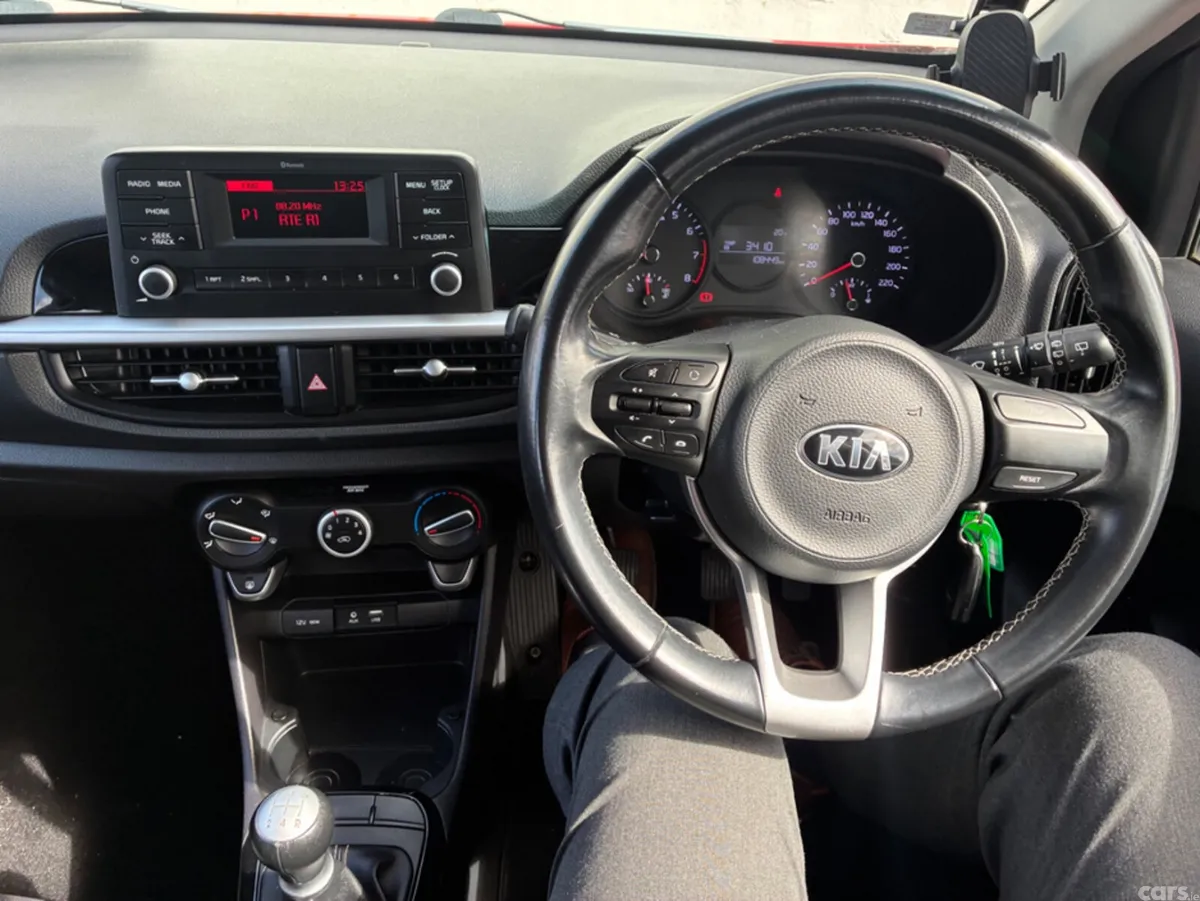 Kia Picanto Hatchback, Petrol, 2019, Red