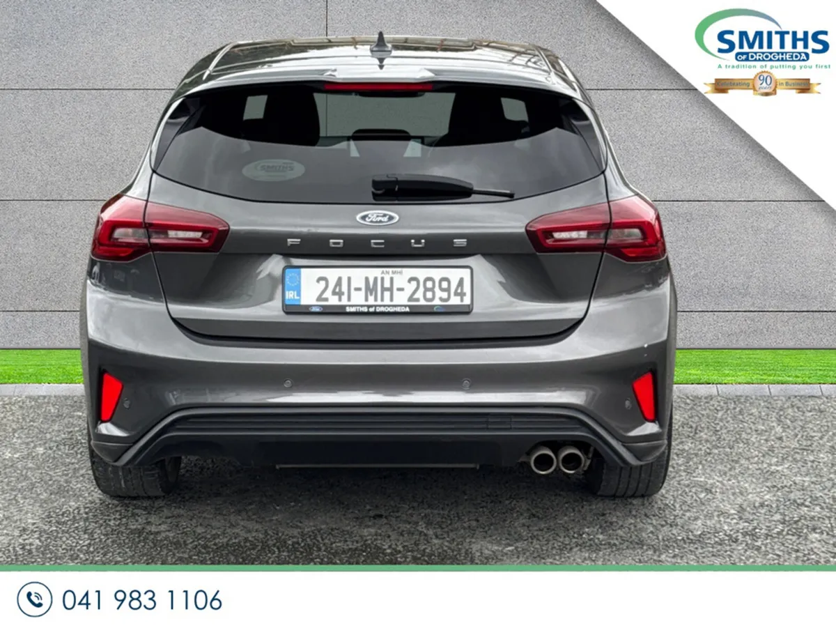 Ford Focus Hatchback, Petrol, 2024, Grey