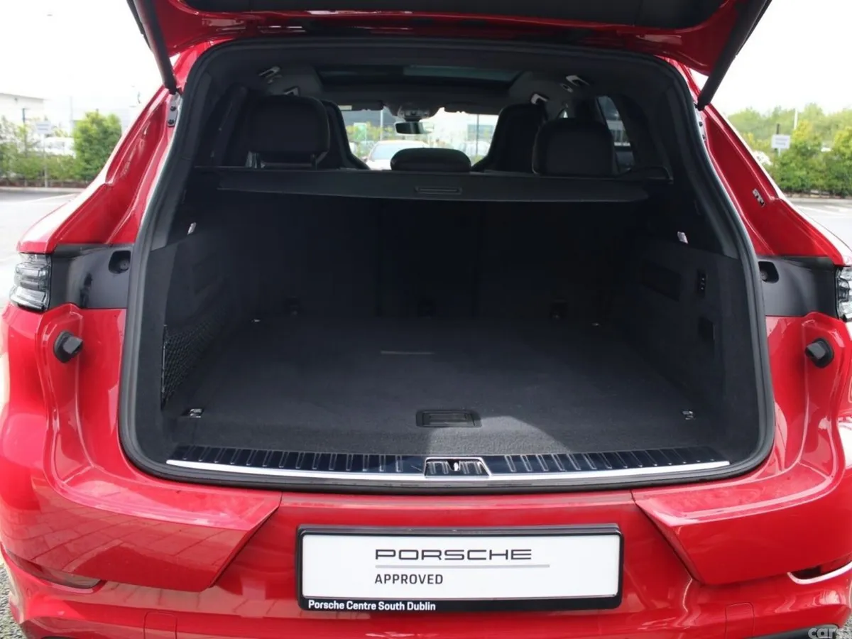 Porsche Cayenne SUV, Petrol Plug-in Hybrid, 2024, Red
