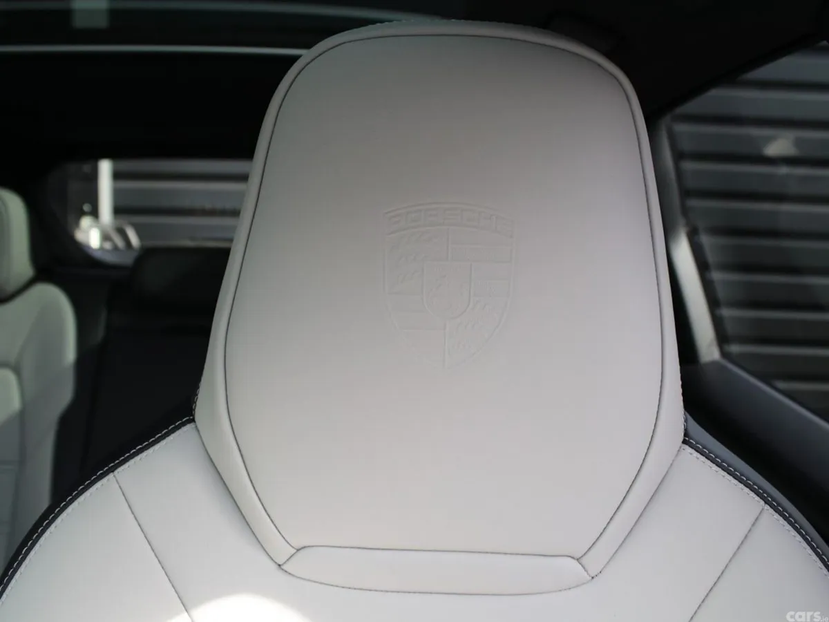 Porsche Cayenne SUV, Petrol Plug-in Hybrid, 2024, Red