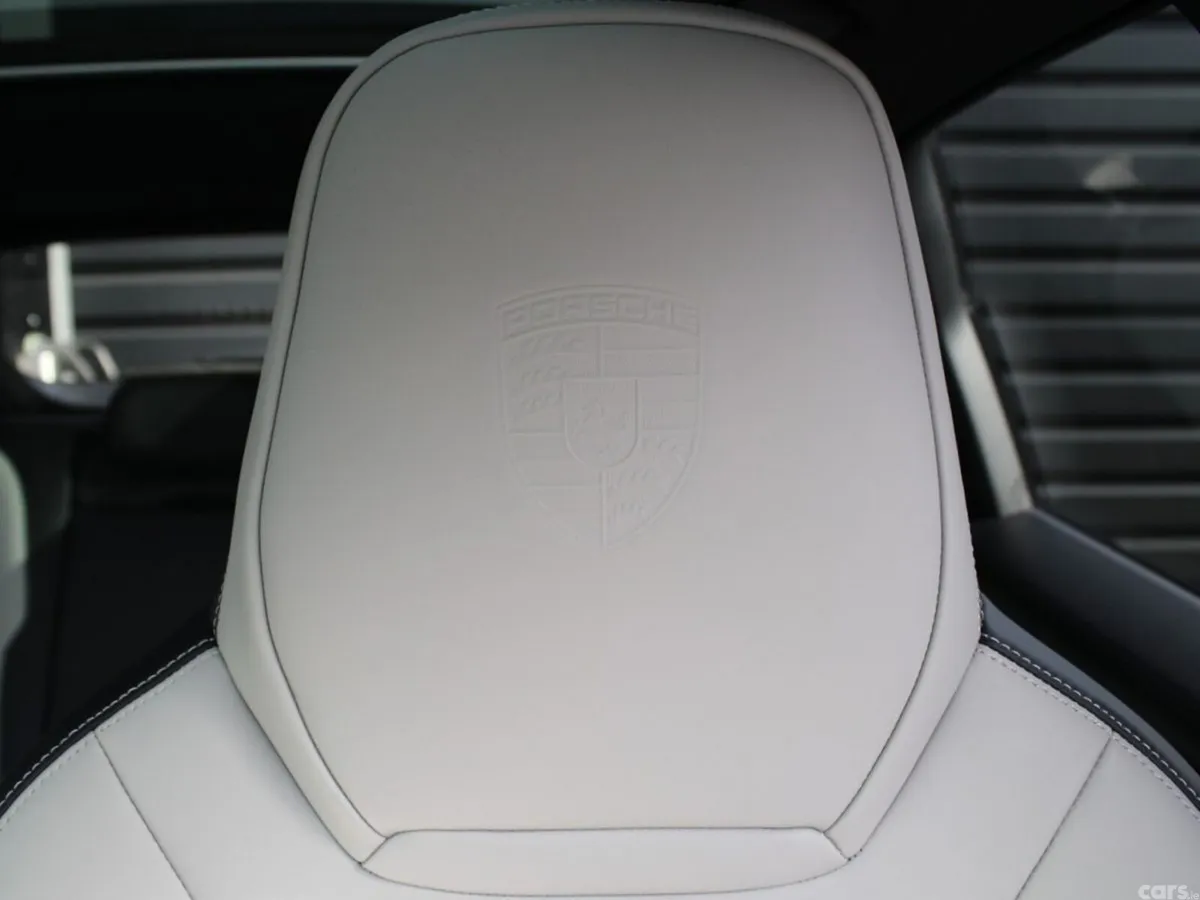 Porsche Cayenne SUV, Petrol Plug-in Hybrid, 2024, Red